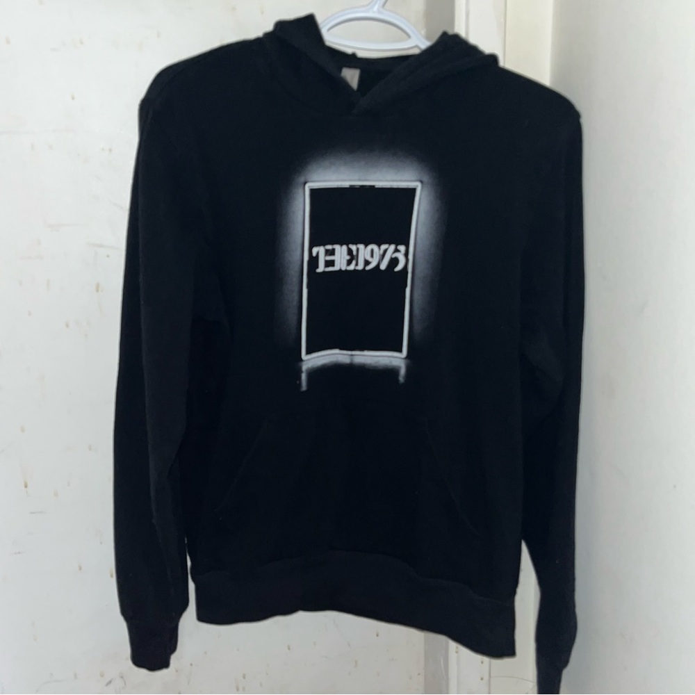 The 1975 Concert Pullover Hoodie!
